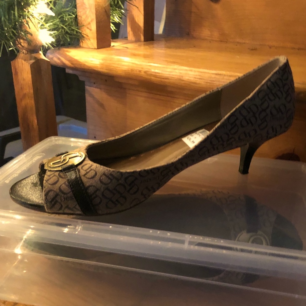 Dexter brand, from Payless, Peep-Toe heels